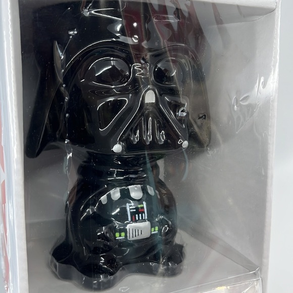 The Ultimate Sith Sip: Darth Vader Goblet with Hot Chocolate Mix - Picture 8 of 10